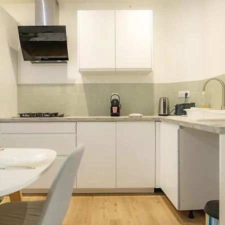 Sweet Homes 5min A Pied Des Arenes De - 5 Couchages Vakantiehuis *
