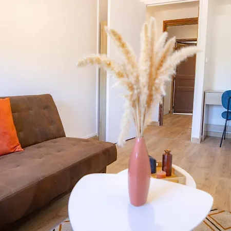 Vakantiehuis Sweet Homes 5min A Pied Des Arenes De - 5 Couchages Saintes